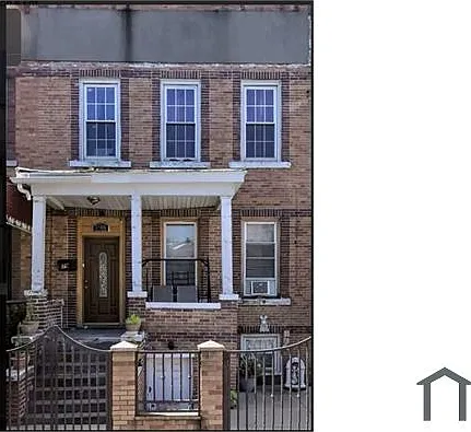 798 Belmont Ave #1