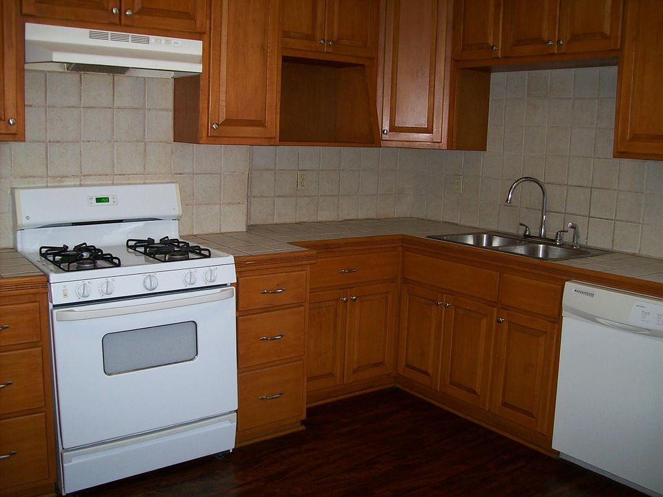 1st image of 8328 Panola St