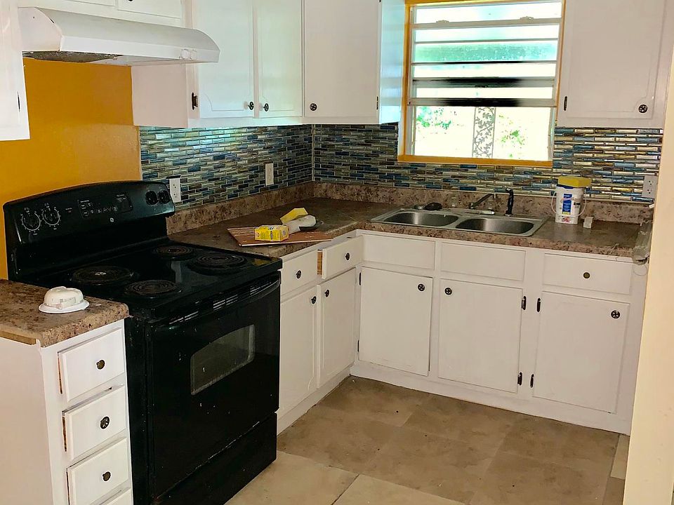 2nd image of 4606 Welch Ave