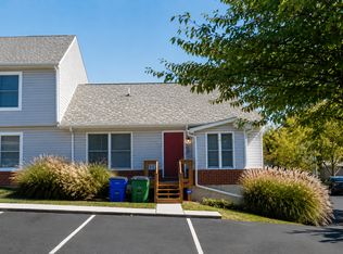 250 Chinquapin Trl APT D, Christiansburg, VA 24073