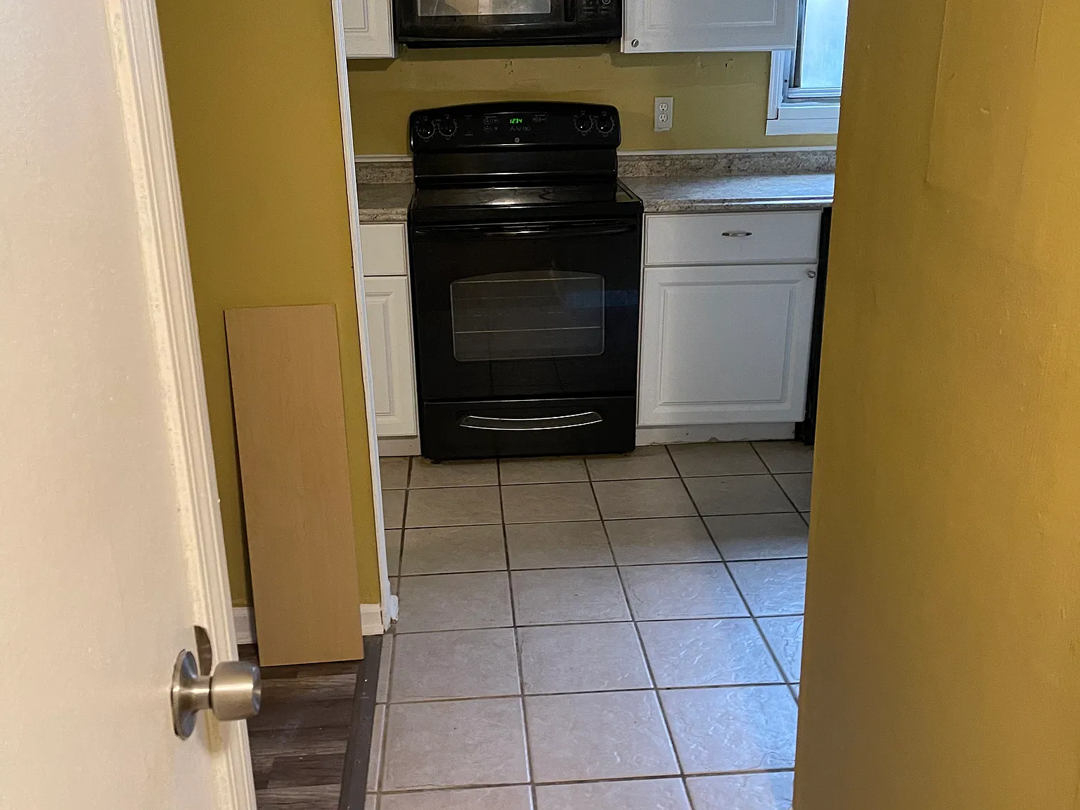 4 bed, 1758 sqft, $3,000 — Photo 3