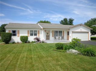 115 Nymark Dr, Rochester, NY 14626