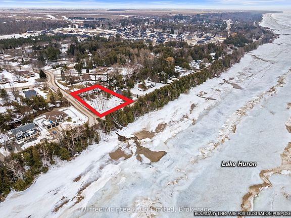 3rd image of 75C Boiler Beach Rd