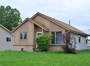 9851 W Darnel Ave, Milwaukee, WI 53224