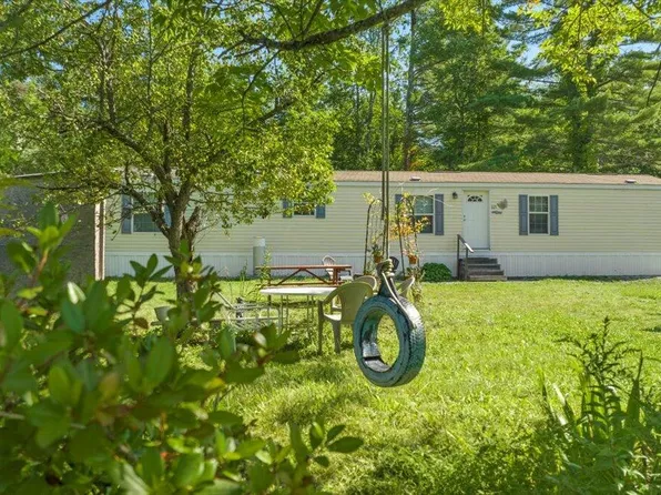 621 Woodmans Mill Road, Searsmont, ME 04973
