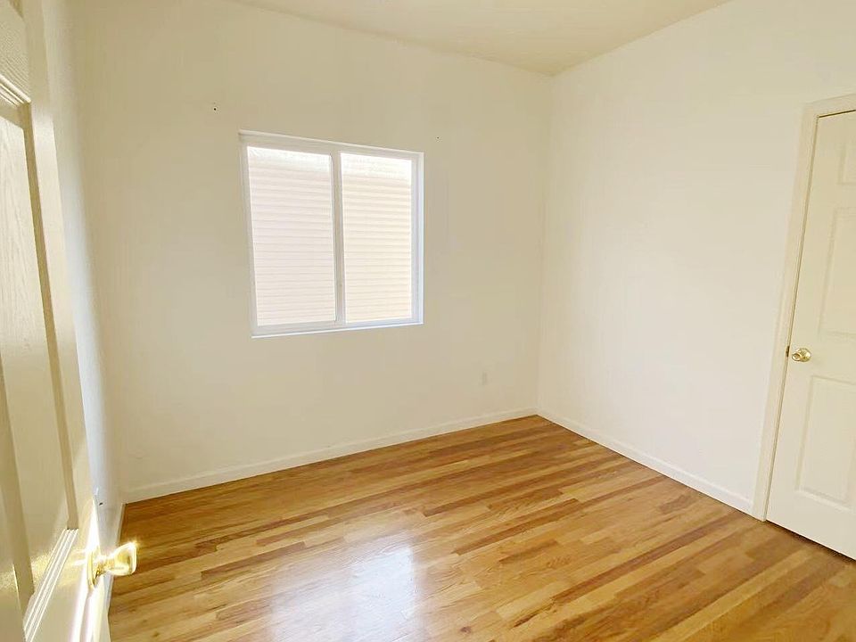 bedroom #1