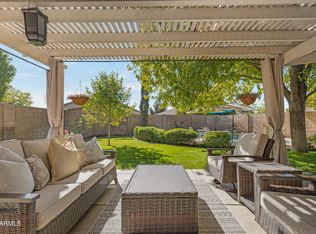 1633 E Carla Vista Dr, Gilbert, AZ 85295