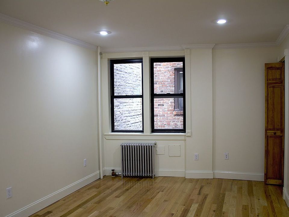 2nd image of 239 W 10th St APT 3D