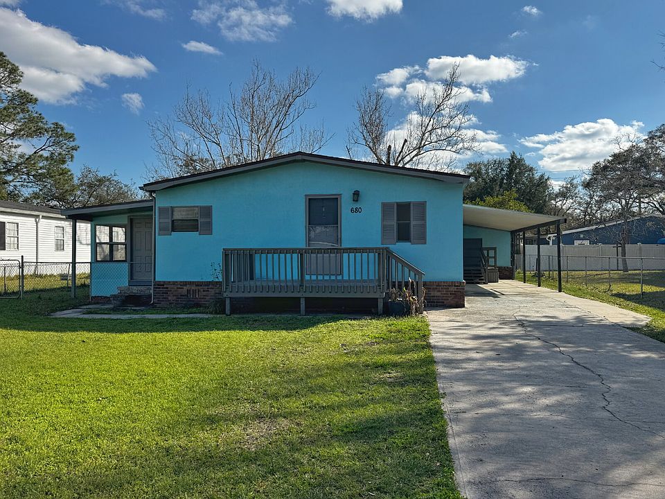 1st image of 680 Coral Cir