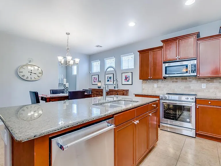 3487 E Windsor Dr — Photo 17