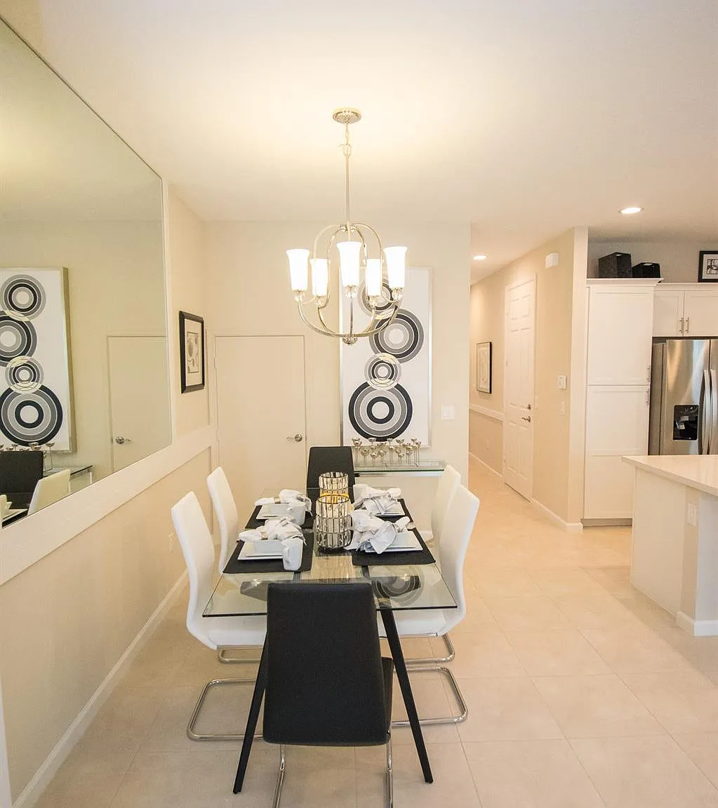 3 bed, 2.5 bath, 1614 sqft, $3,275 — Photo 4