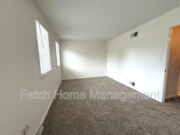 55 Beech Ln — Photo 17