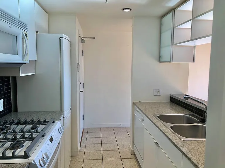 939 Expo Blvd #2701 — Photo 6