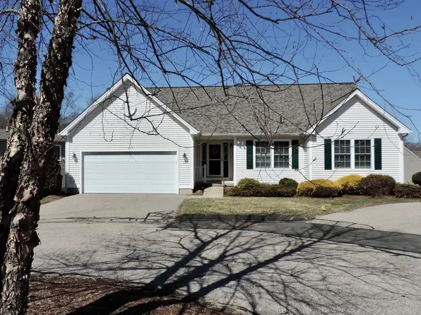 17 North Ridge #17, East Hampton, CT 06424