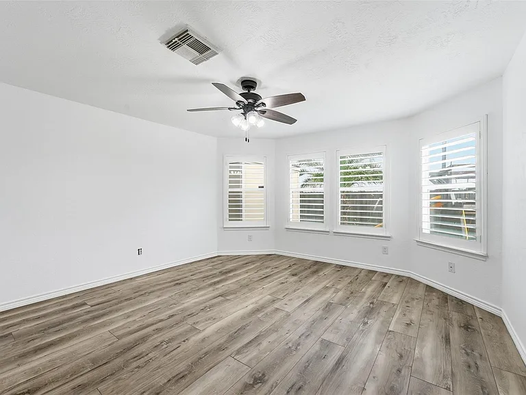 5362 Kyla Cir — Photo 28