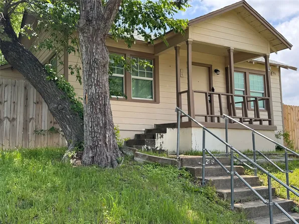 1208 E Magnolia Ave, Fort Worth, TX 76104