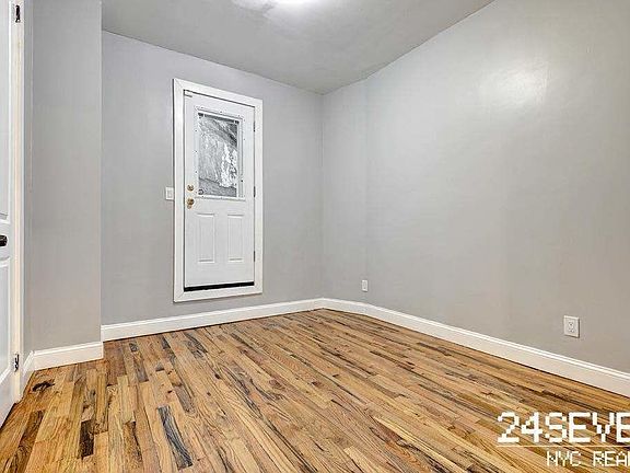 4th image of 546 Chauncey St #A1