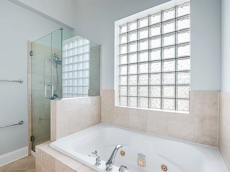 854 W Buckingham Pl #3NE — Photo 11