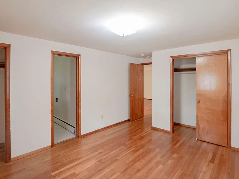 State Street Apartments — Photo 63