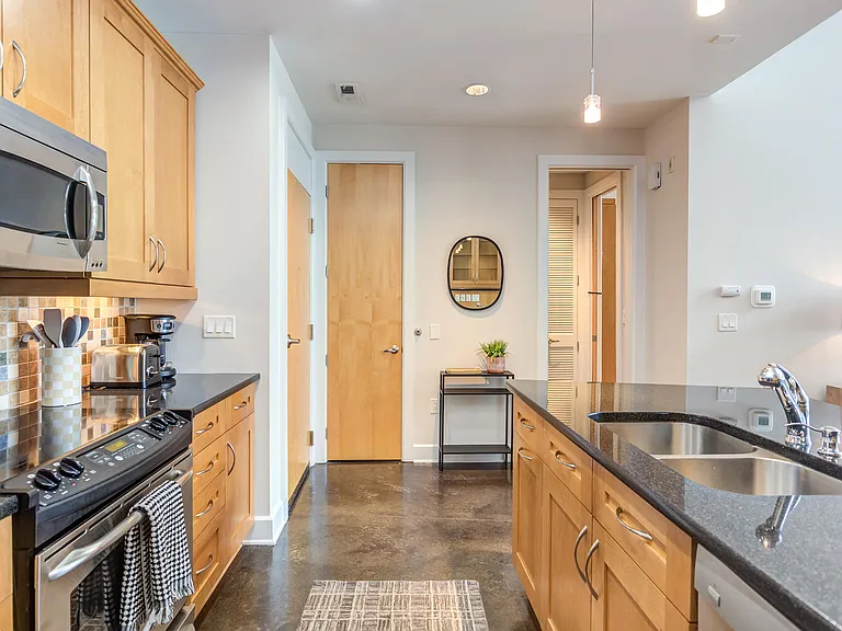 2608 Erwin Rd #417 — Photo 9