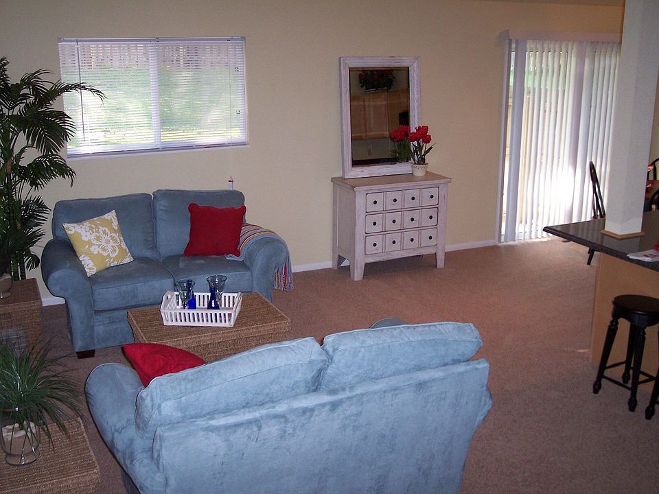 Open, bright living space.