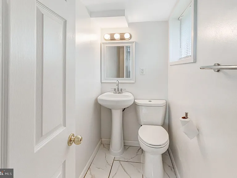 13208 Aldrin St — Photo 12