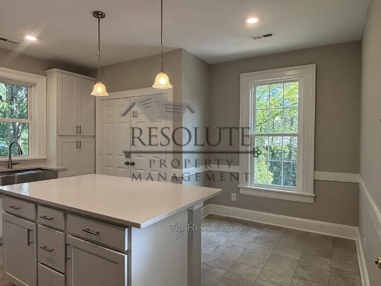2 bed, 2.0 bath, $1,900 — Photo 4