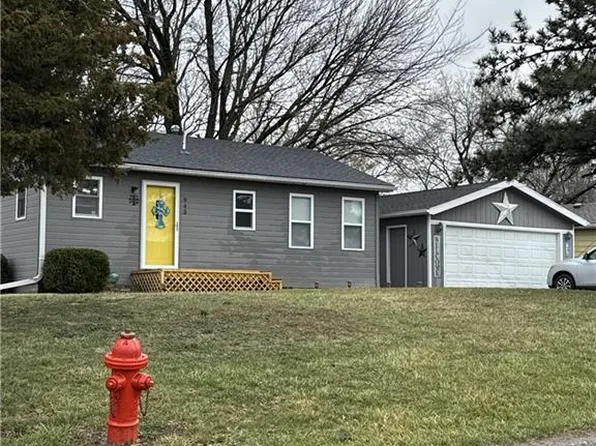 945 W Dryden St, Odessa, MO 64076