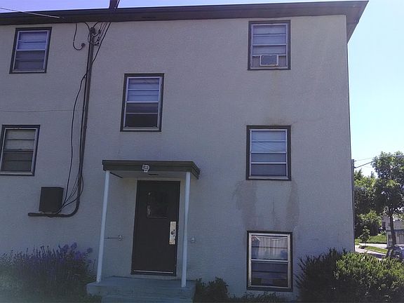 4th image of 3501 Fremont Ave N APT B2
