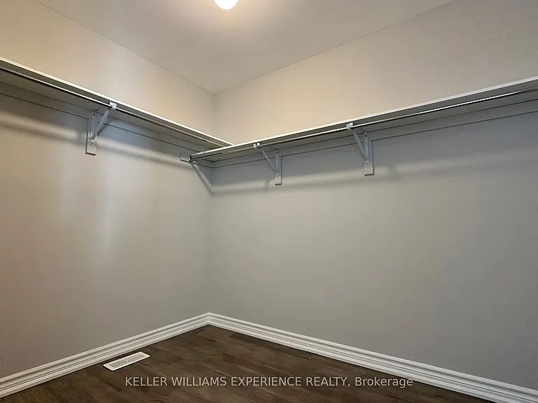 106 Delphi Ln — Photo 21