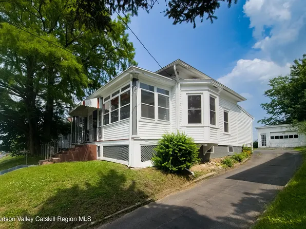 40 Fairview Avenue, Hudson, NY 12534