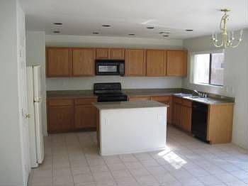 5th image of 9526 N 82nd Ln