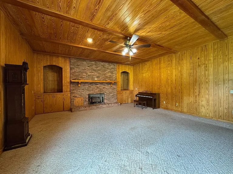18755 SE County Road 137 — Photo 9