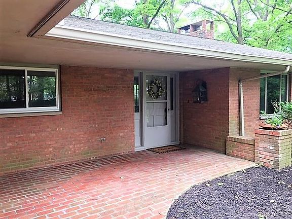 2nd image of 288 Tucker Dr
