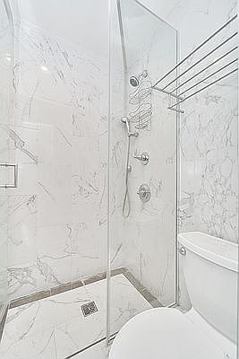 5th image of 102 Greenwich Ave APT 12