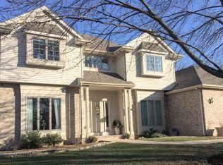 504 Silver Spring Dr, Springfield, IL 62702