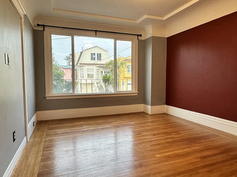 231 Jules Ave — Photo 5