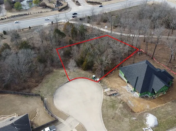 2602 E Red Deer Ct #18, Fayetteville, AR 72701