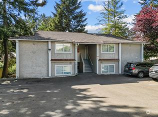 24303 27th Ave S, Seattle, WA 98198