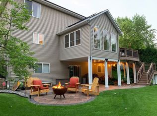 6641 Wildflower Dr S, Cottage Grove, MN 55016