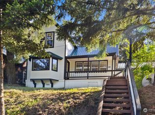214 S 3rd St, Roslyn, WA 98941