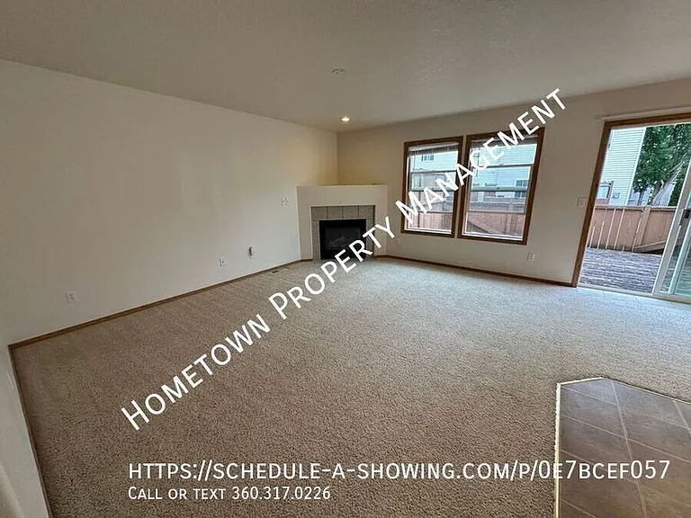8612 Sweetbrier Loop SE — Photo 3