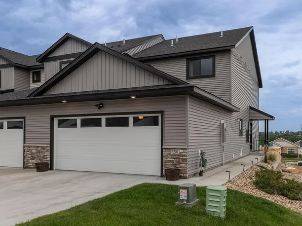 5201 Harvest Square Ln NW, Rochester, MN 55901