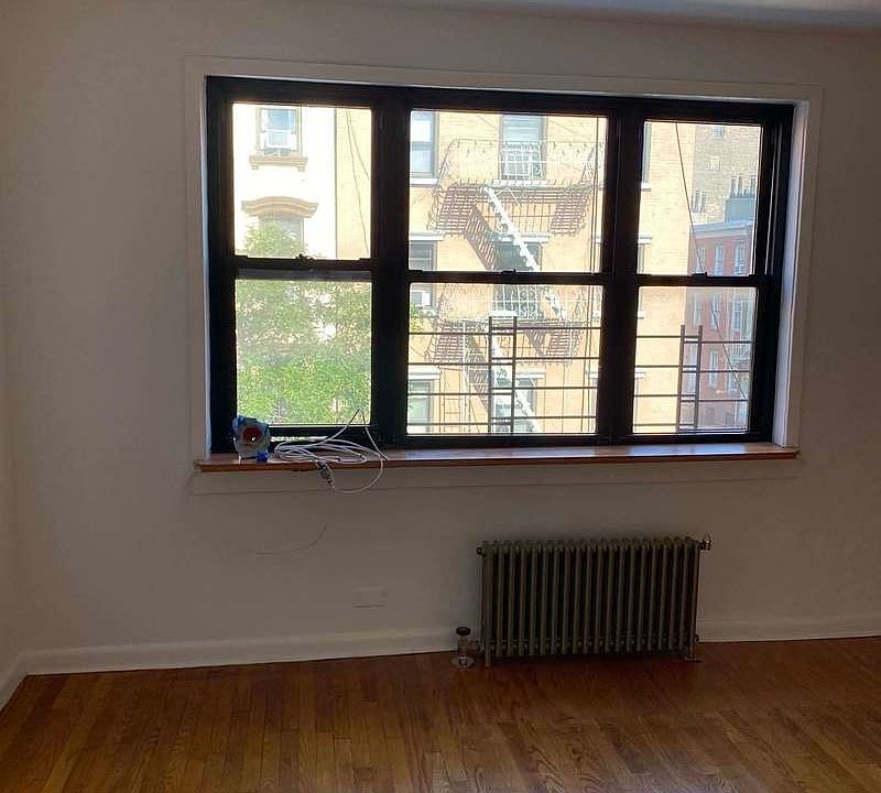 1st image of 57 7th Ave S #G