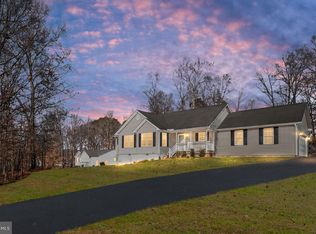 24461 Oak Forest Dr, Rapidan, VA 22733