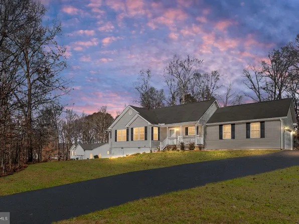 24461 Oak Forest Dr, Rapidan, VA 22733