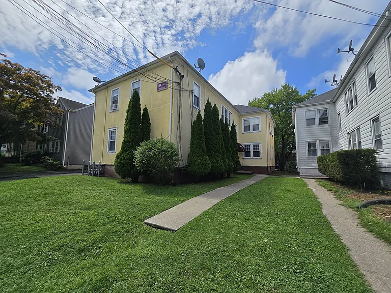 64 Anthony St #1L — Photo 6