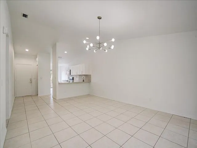 3 Fawlkland Cir — Photo 8