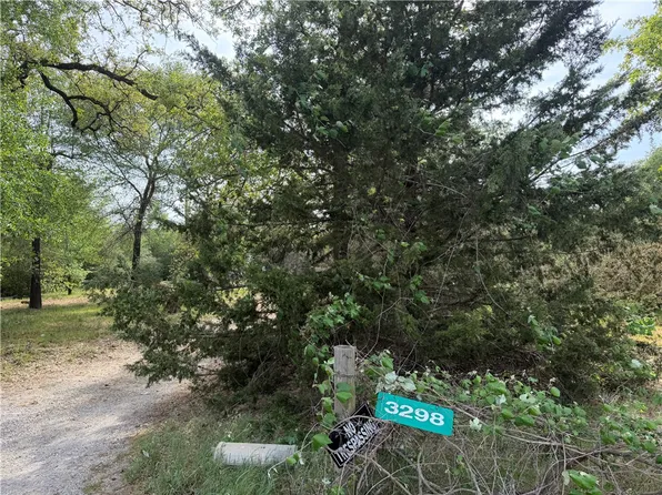 3298 Pin Oak Ln, Caldwell, TX 77836