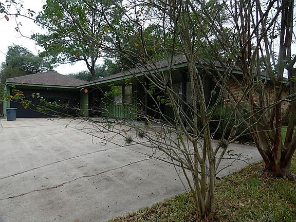 5th image of 8103 Braes Meadow Dr